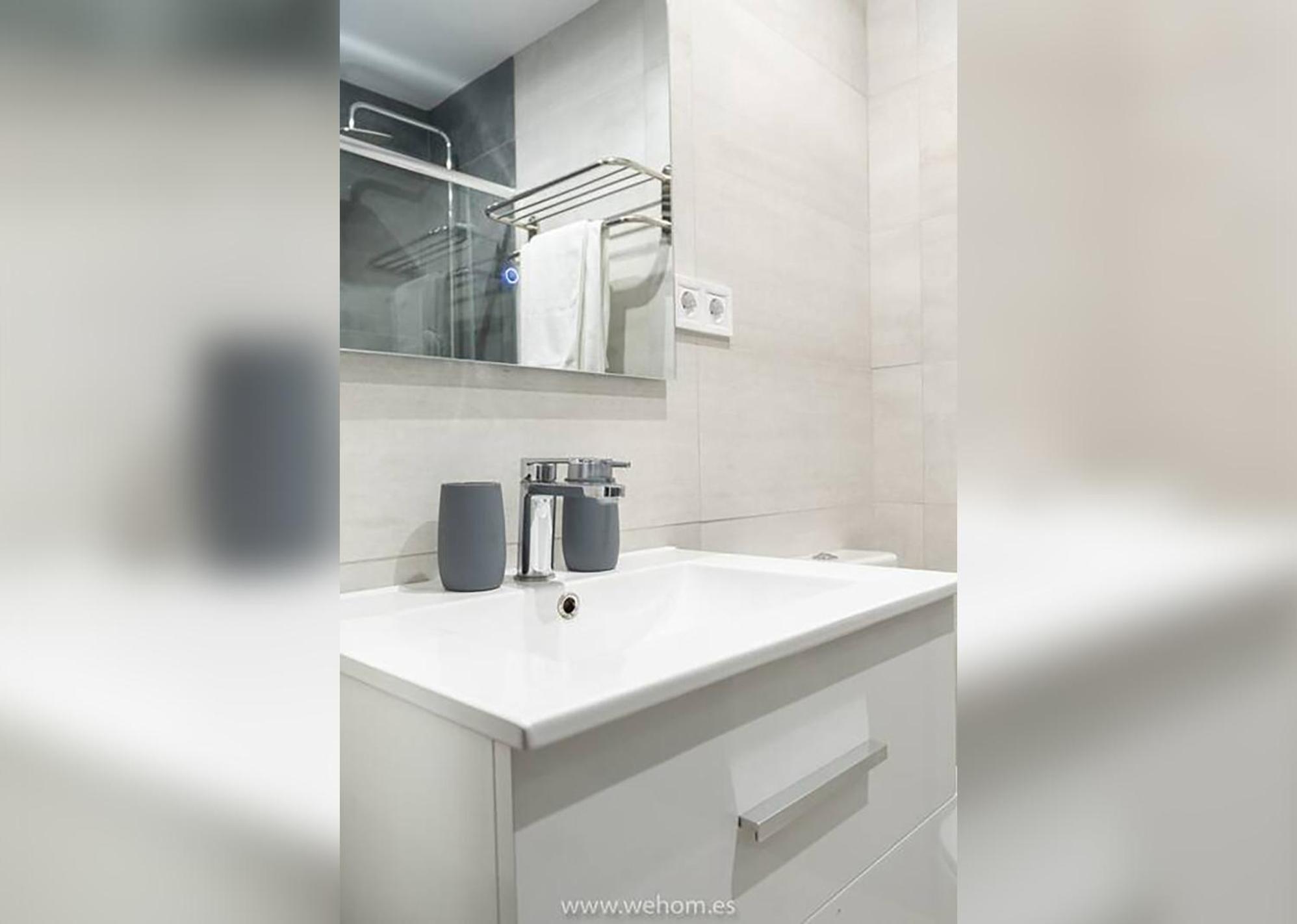 Moderno Y Comodo Apartamento En Calle Vargas Santander Exterior photo